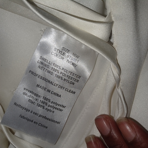 ❤️David's Bridal dress - Picture 5 of 6